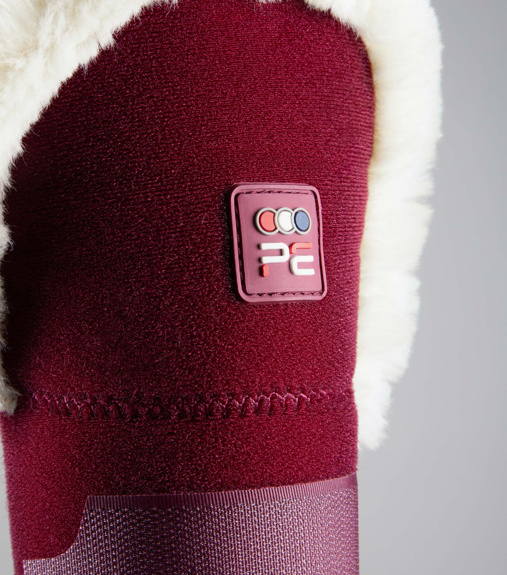 Techno Wool Anti-Slip Tail Guard Burgundy - Image 5