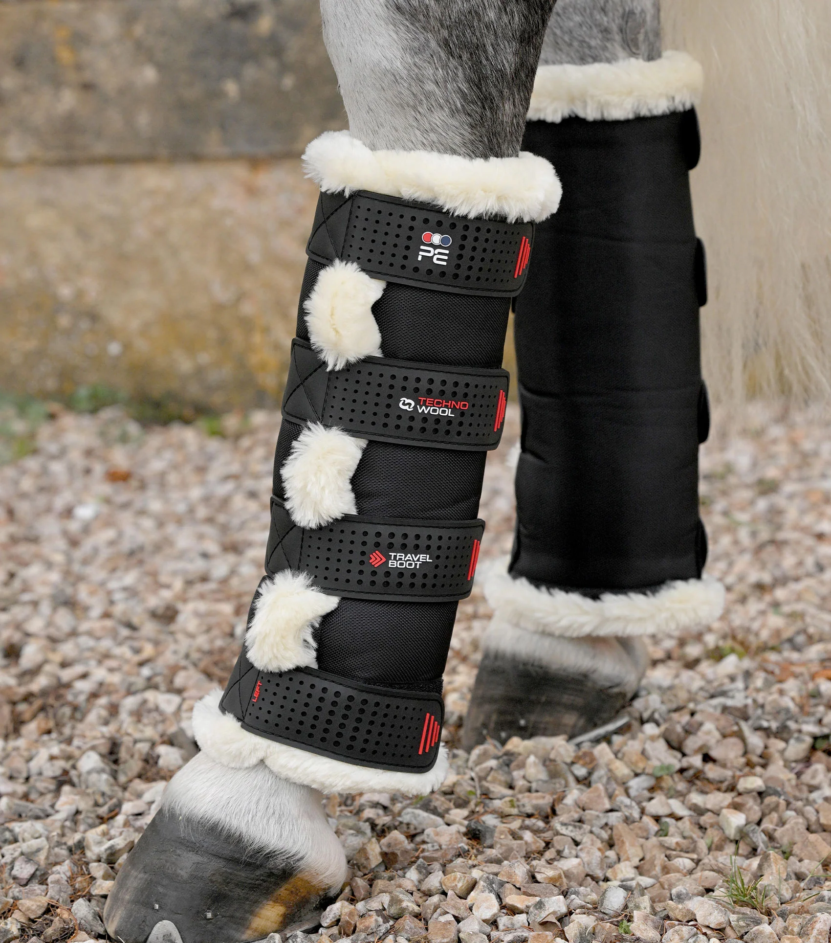 Techno Wool Travel Boots Black - Image 5