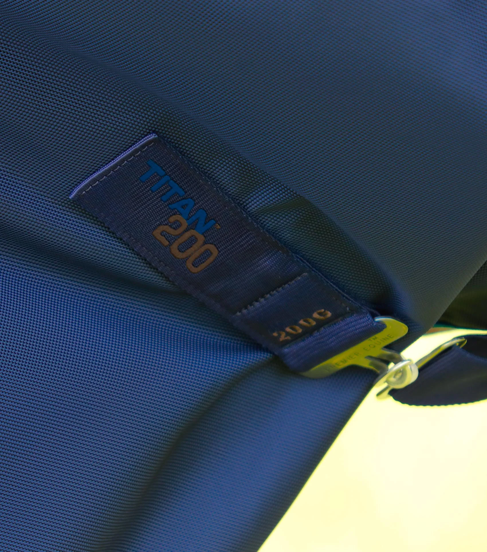 Titan 200g Turnout Rug with Snug-Fit Neck Cover Navy - Image 5