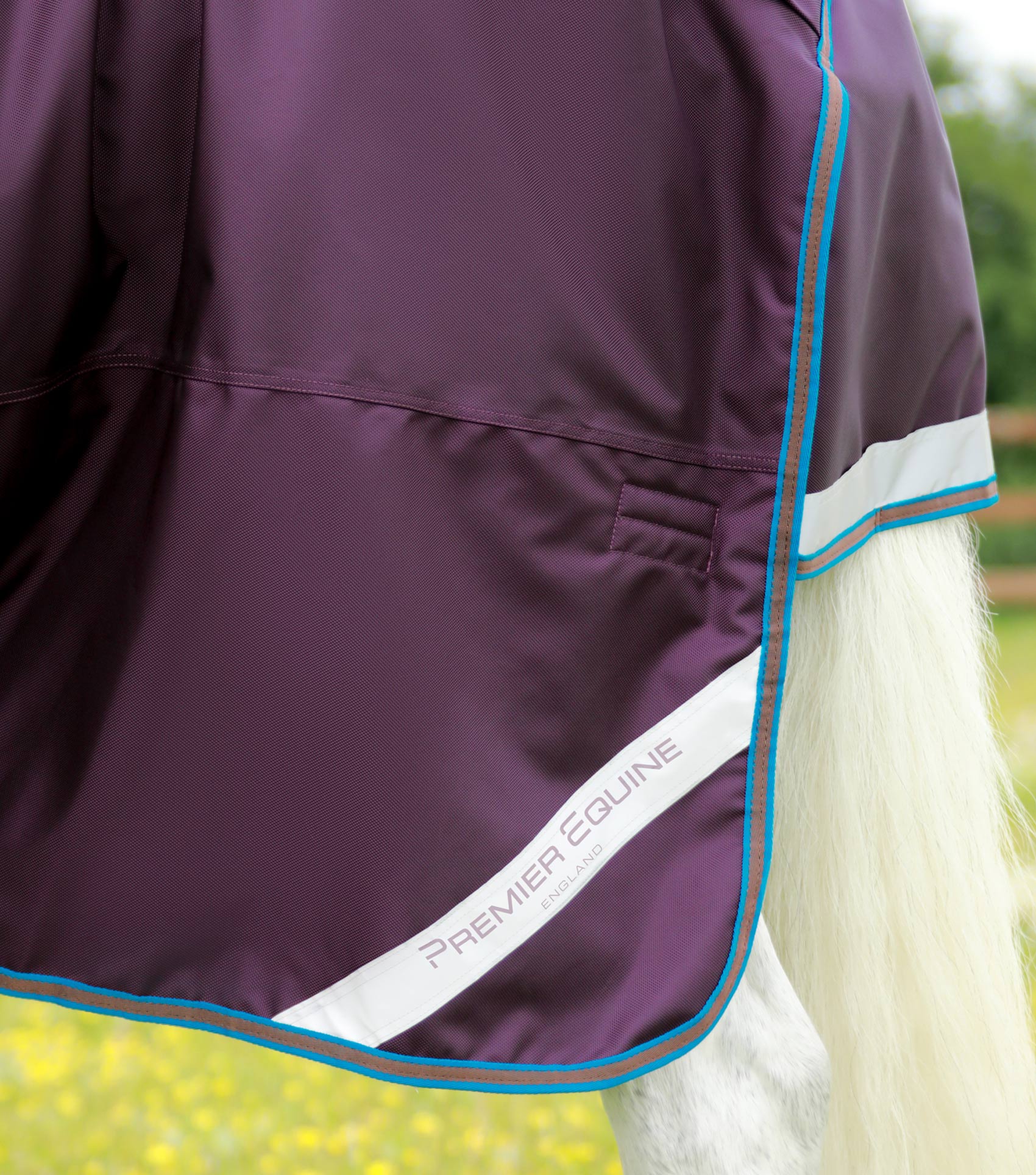 Titan 200g Turnout Rug with Snug-Fit Neck Cover Purple - Image 6
