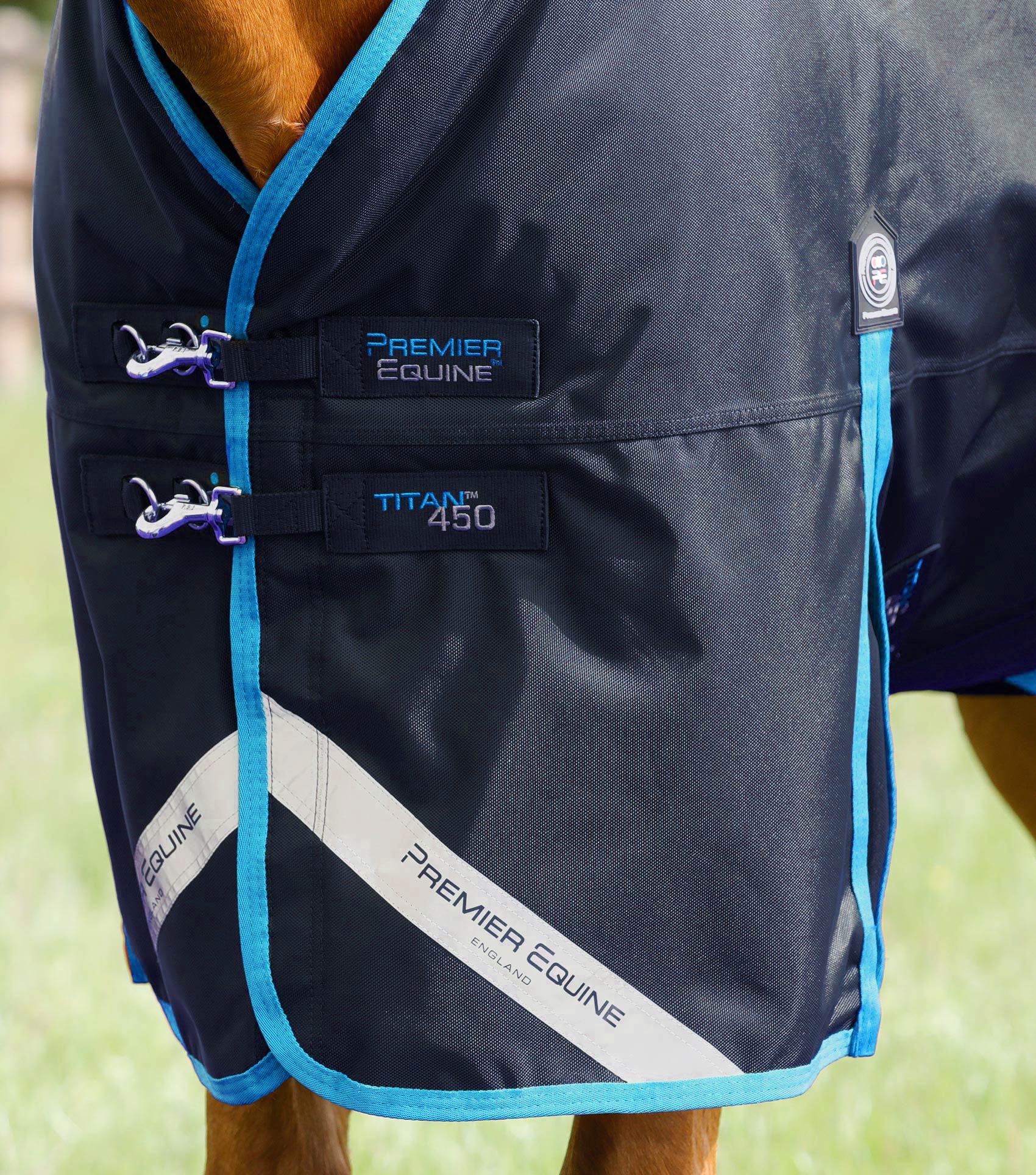 Titan 450g Original Turnout Rug Navy - Image 3