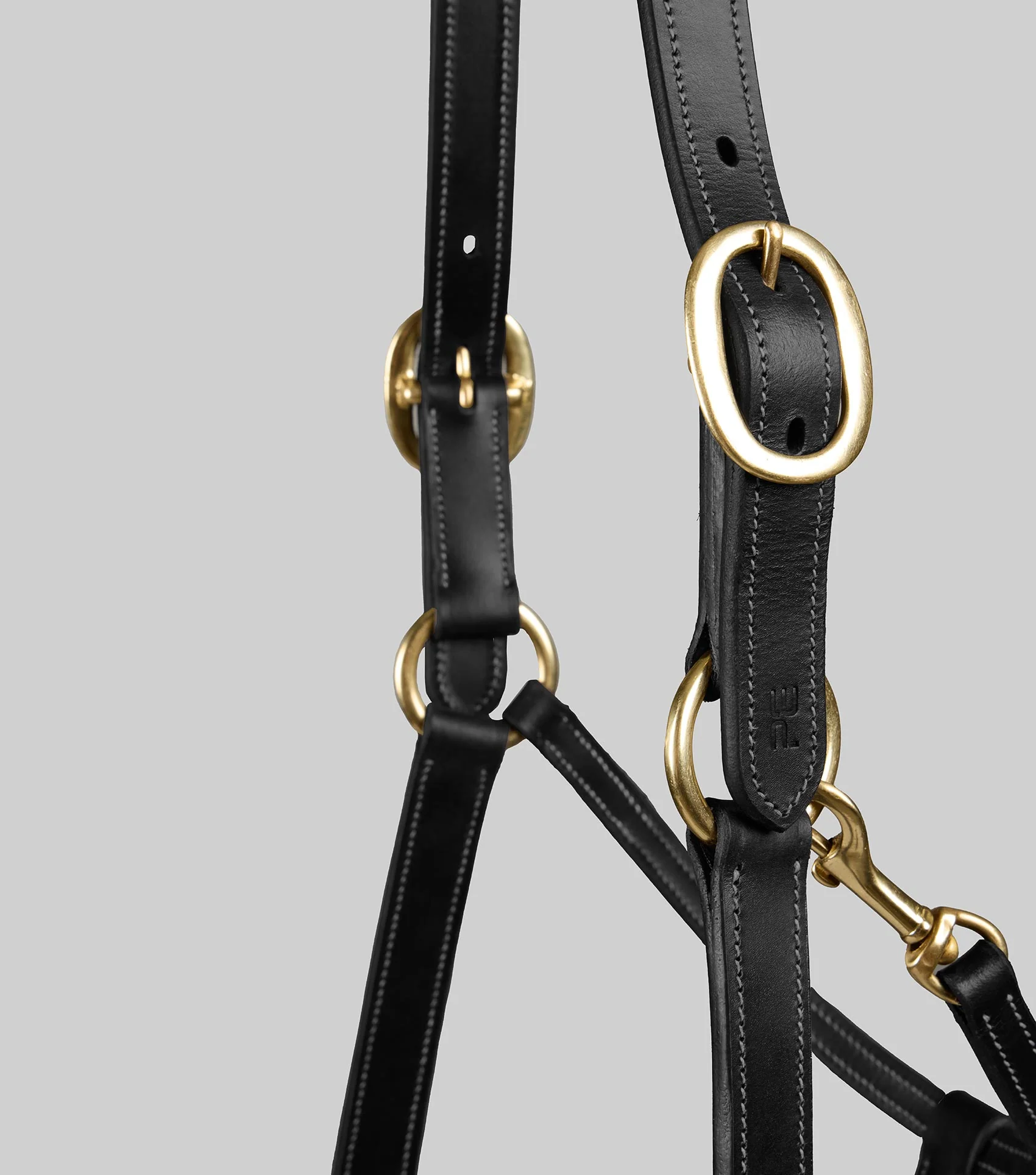 Traditional Leather Headcollar Black - Image 3