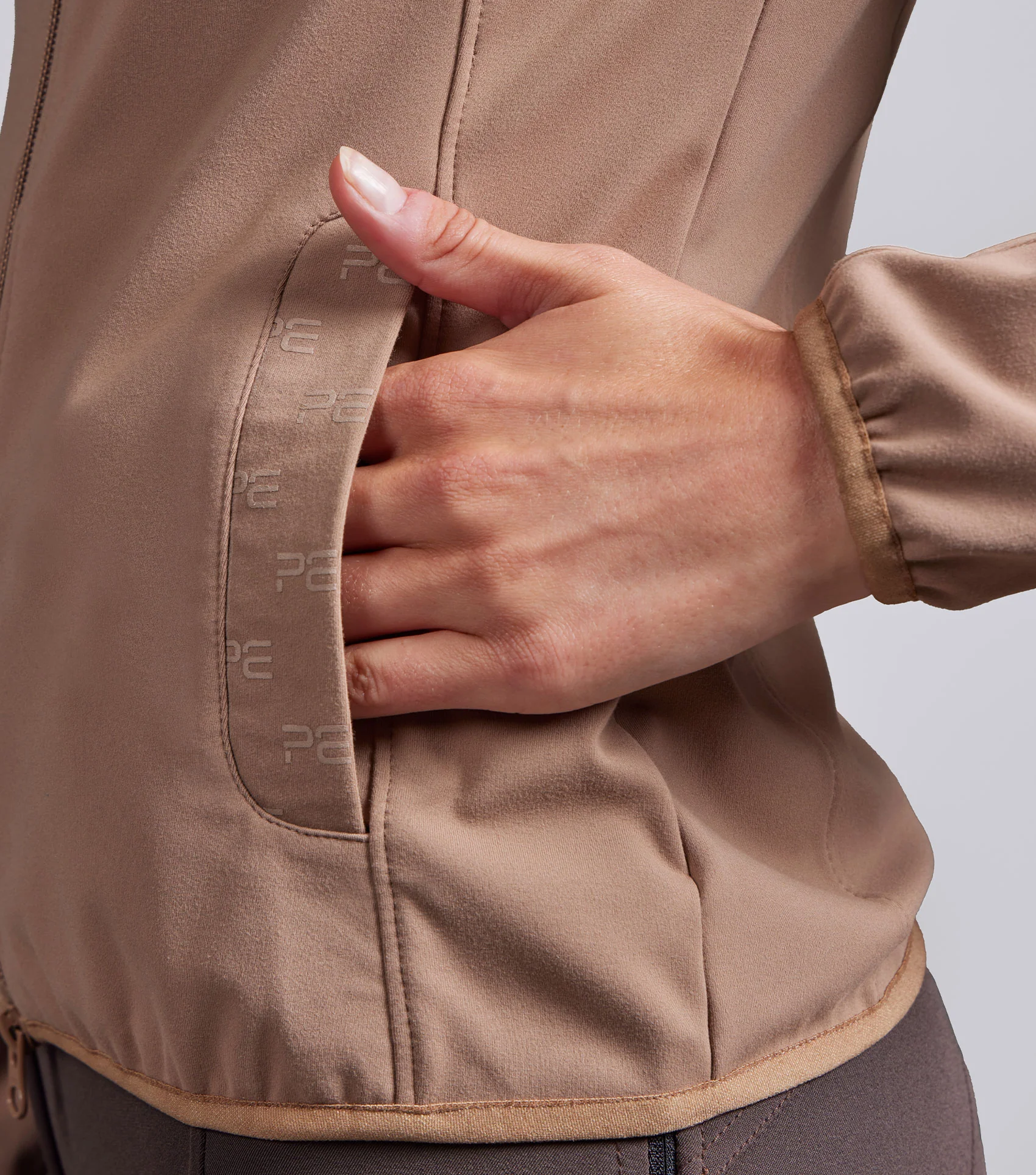Valerius Womens Jacket Latte - Image 3