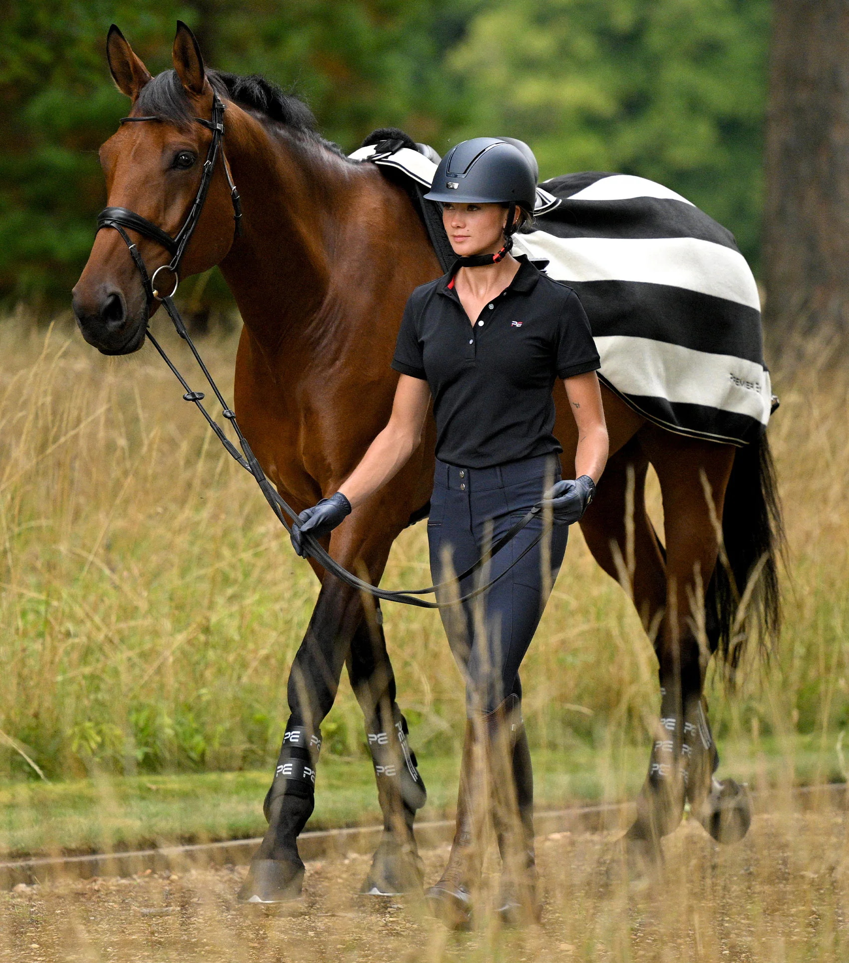 Vellus Horse Fleece Exercise Sheet Black/White - Image 5