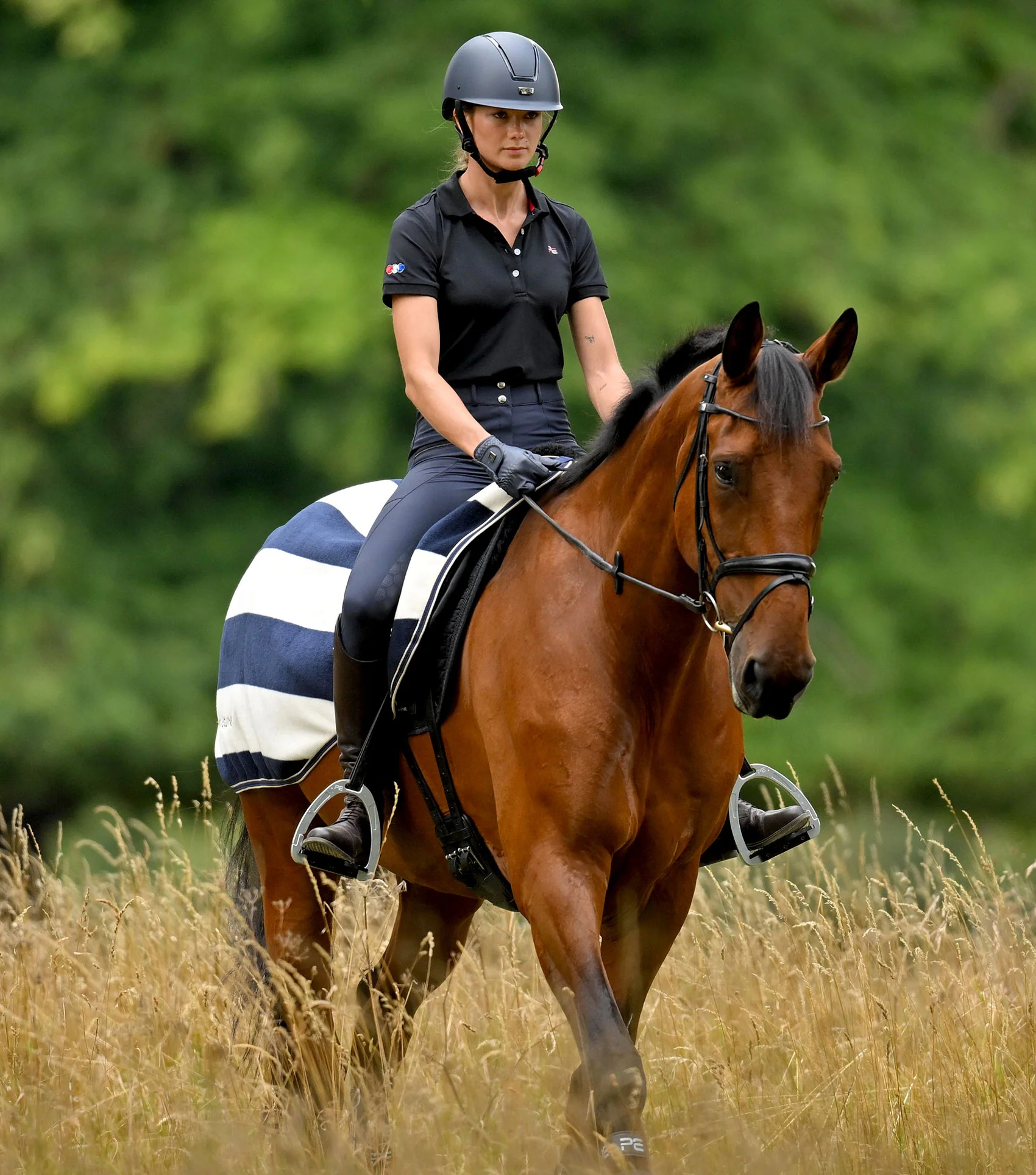 Vellus Horse Fleece Exercise Sheet Navy/White - Image 5